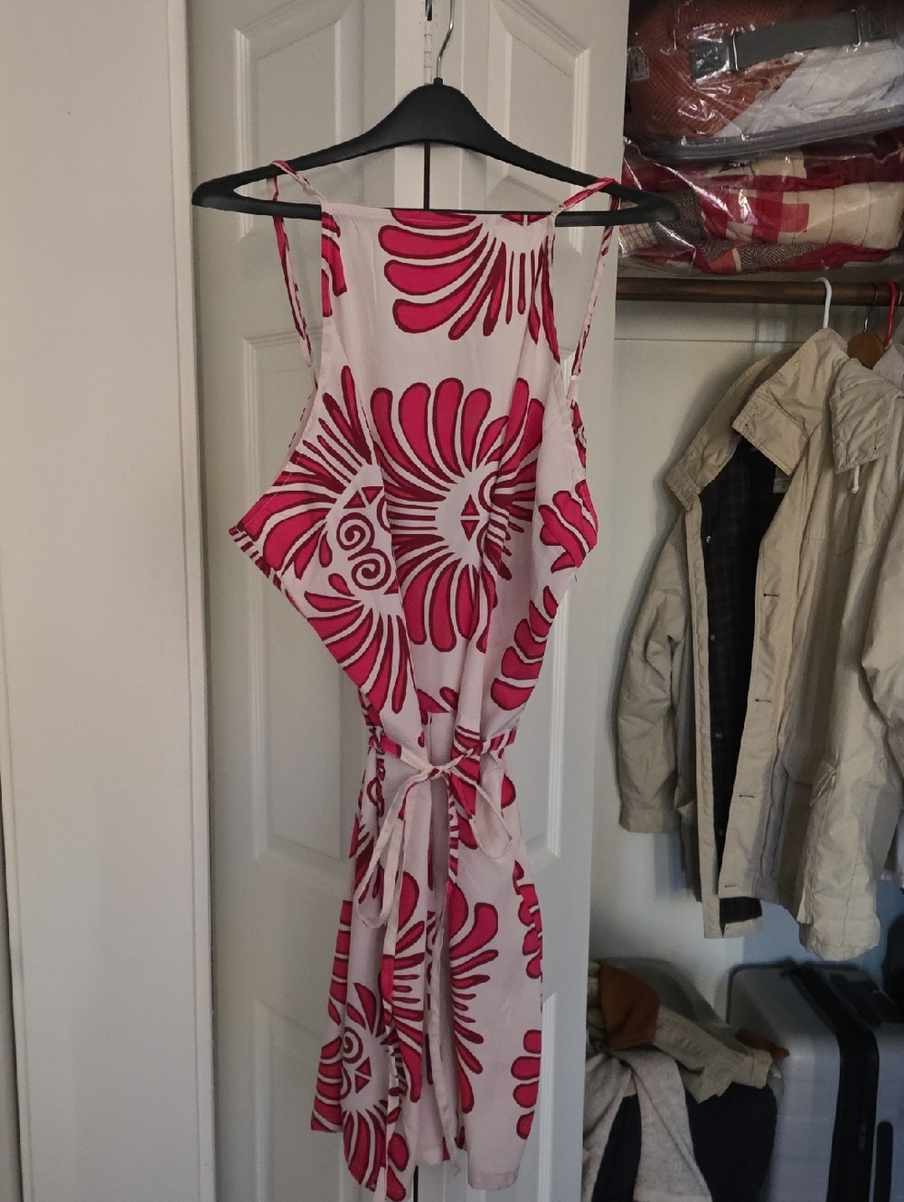 Boohoo Pink and White Backless Floral Tie-Back Sundress Sz 2